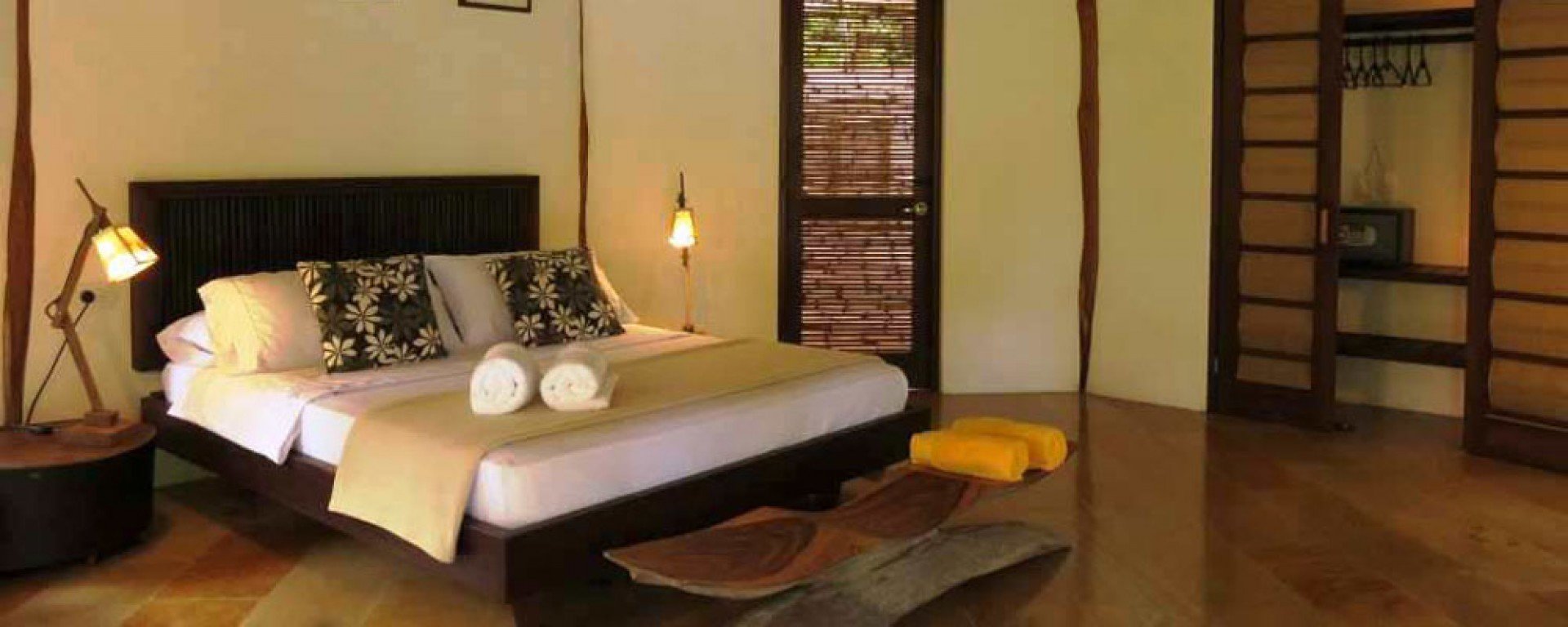 Merecumbe hotel room